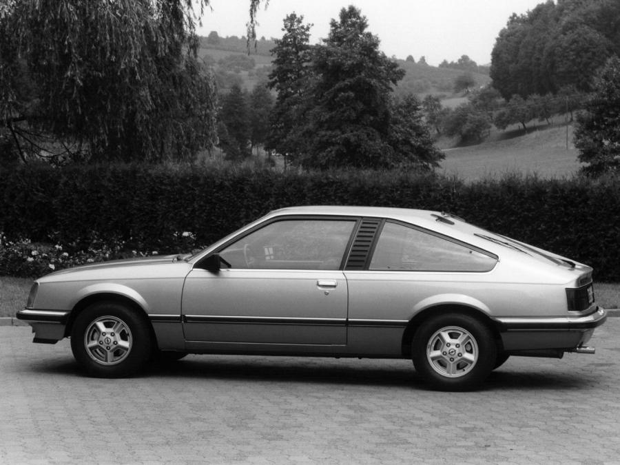  Opel Monza 1978 года  (фото 8 из 15)